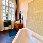 Loft T2 Avec Terrasse Sur La Grand Place D'arras Apartman
