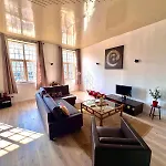 Loft T2 Avec Terrasse Sur La Grand Place D'arras Apartman Arras