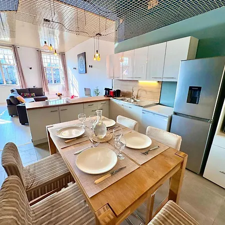 Loft T2 Avec Terrasse Sur La Grand Place D'arras Apartamento *