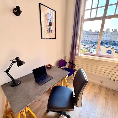 Appartement Loft T2 Avec Terrasse Sur La Grand Place D'arras *