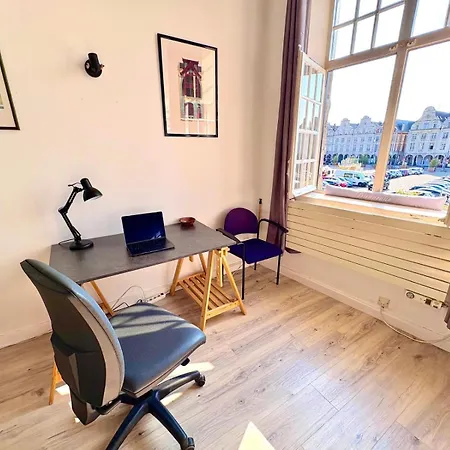 Loft T2 Avec Terrasse Sur La Grand Place D'arras Apartamento Arras