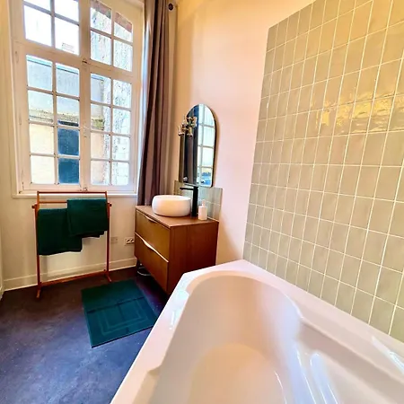 Loft T2 Avec Terrasse Sur La Grand Place D'arras Apartamento