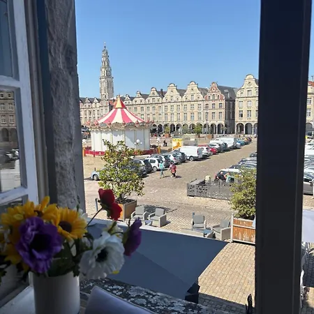Loft T2 Avec Terrasse Sur La Grand Place D'arras Apartamento Arras